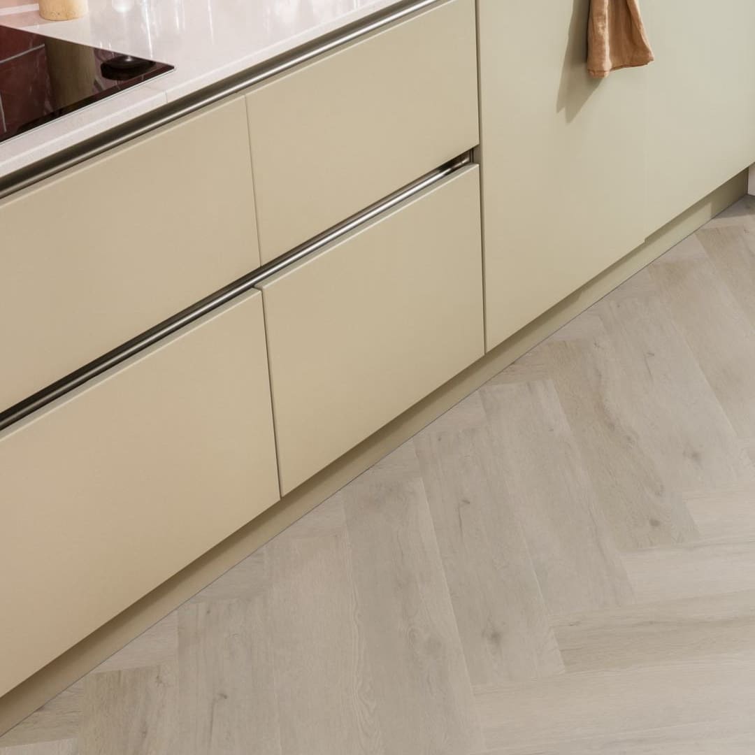 Ambiant Spigato Vivero visgraat click SRC light oak
