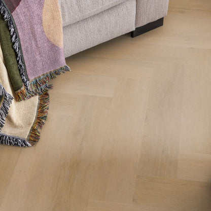 Ambiant Spigato Vivero visgraat dryback warm oak