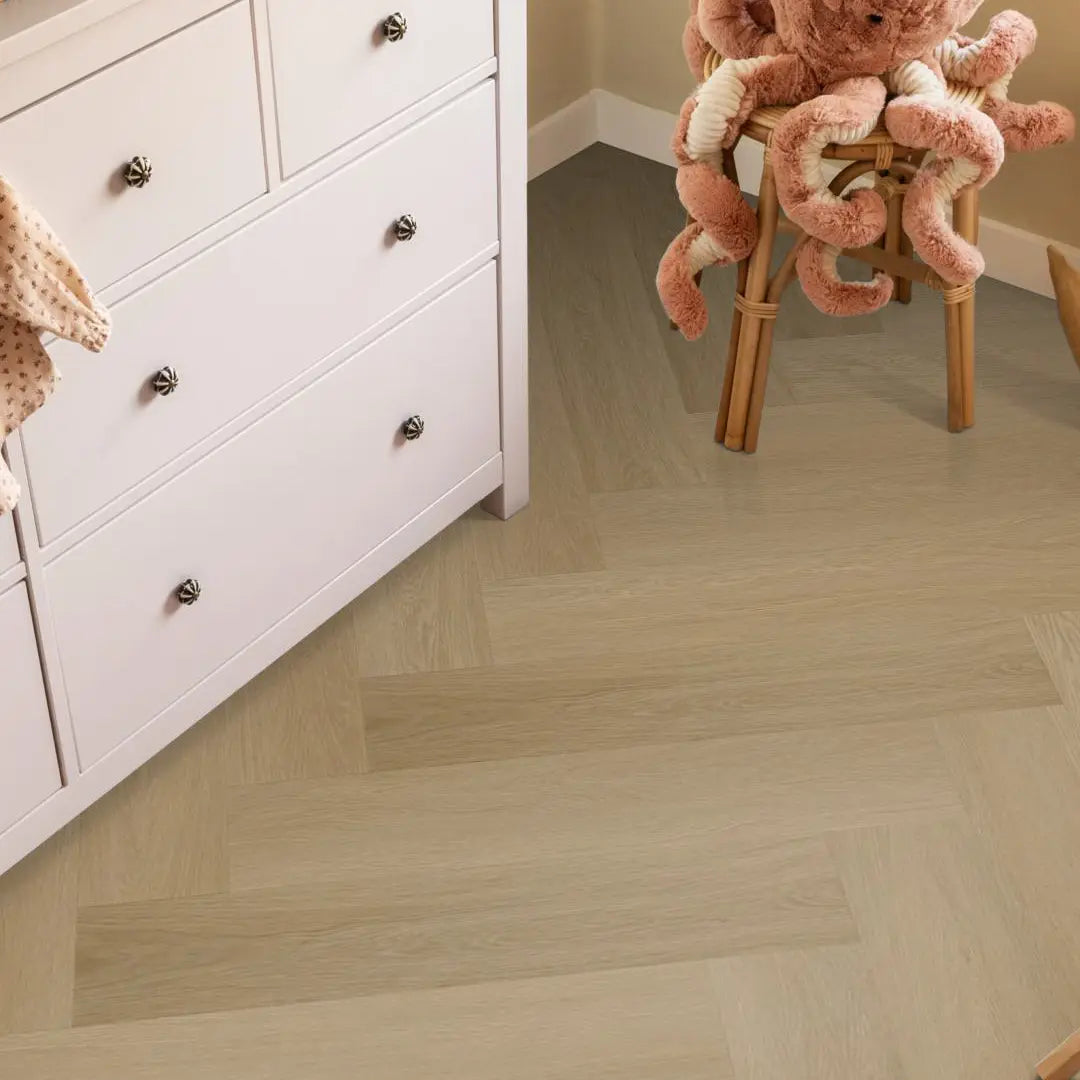 Ambiant Spigato Estino visgraat dryback warm oak